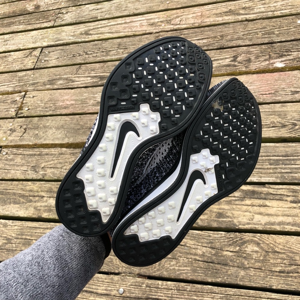 SOLD‼️ Nike Flyknit Racers - Picture 6 of 7